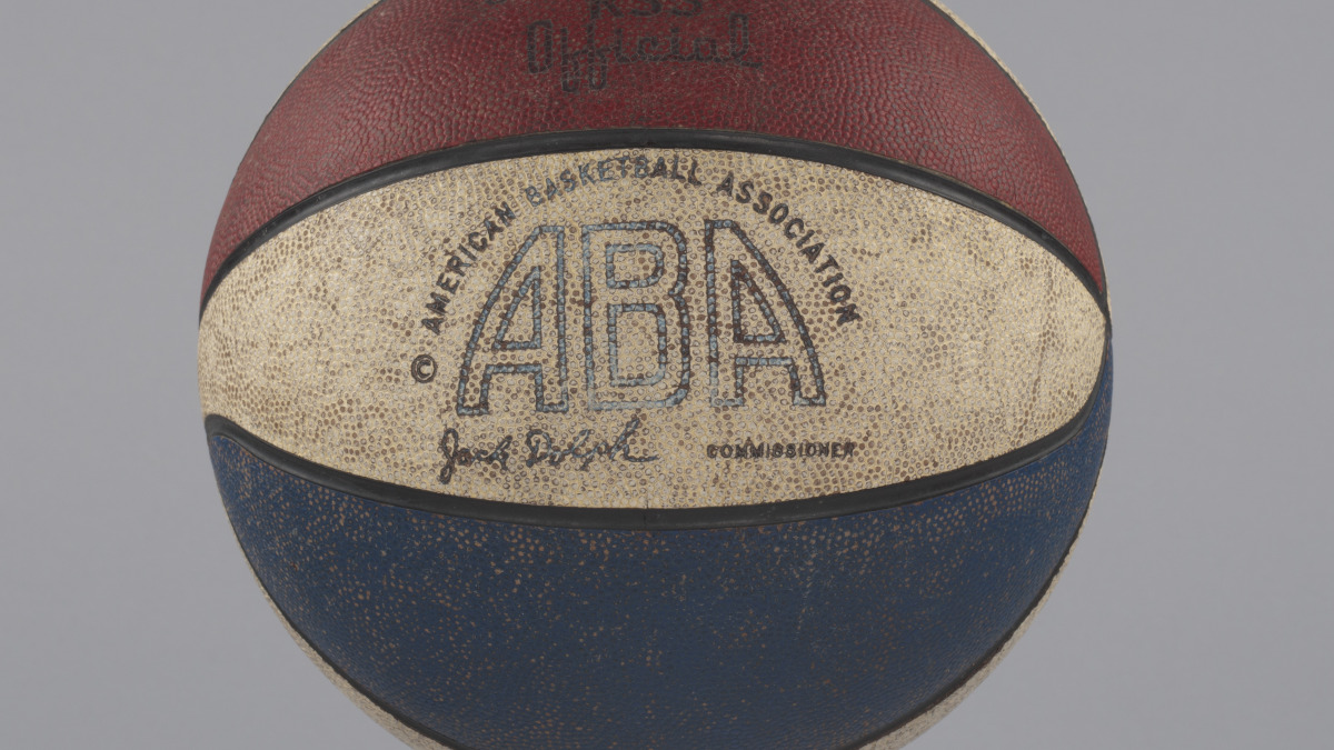 The lack of an official ABA basketball marred an early preseason game before the maverick league's first season.