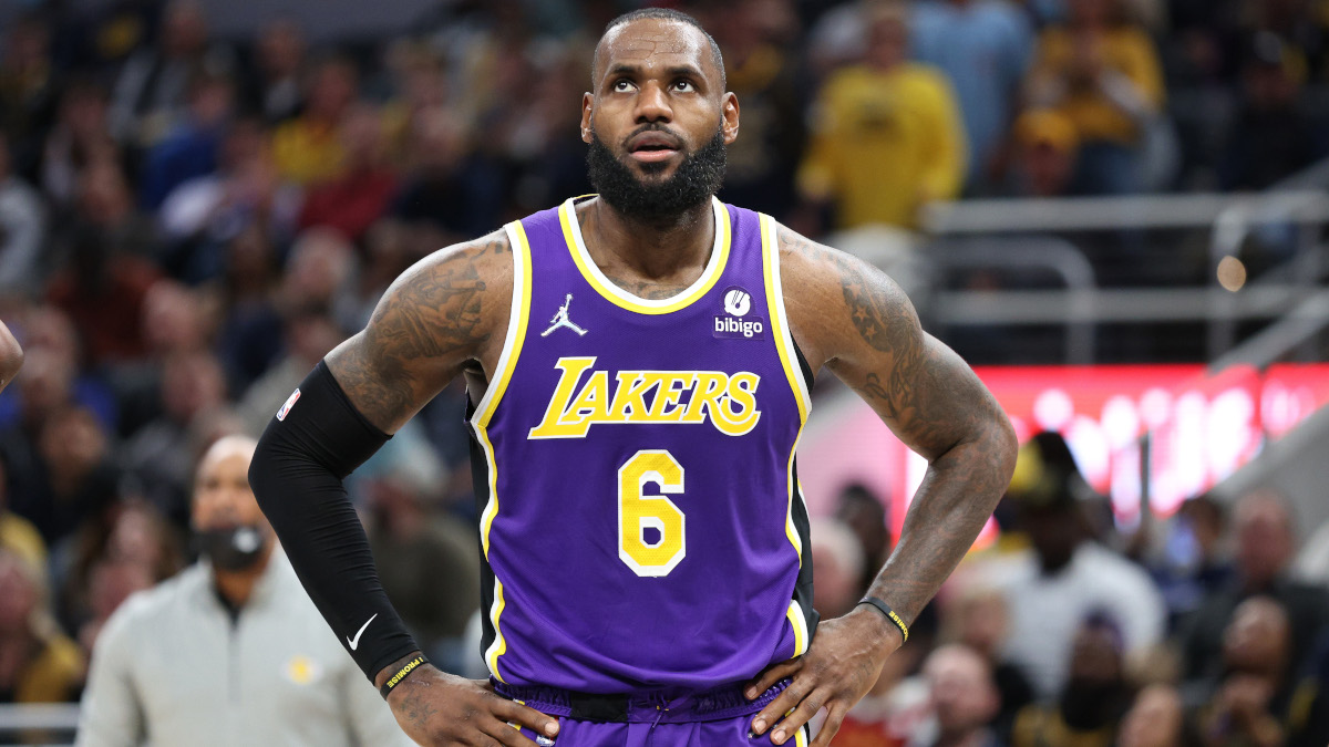 Lakers superstar LeBron James is worth nearly $1 billion, so his complaints about having to arrange his own travel were in poor taste.