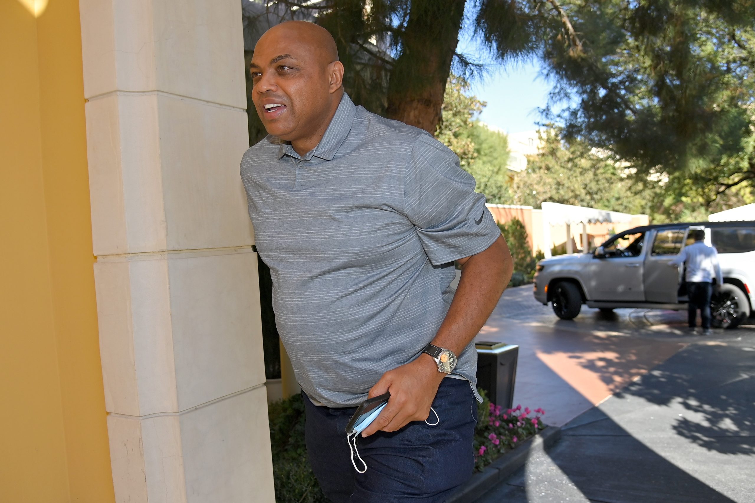 Charles Barkley arrives to the clubhouse during Capital One's The Match V.