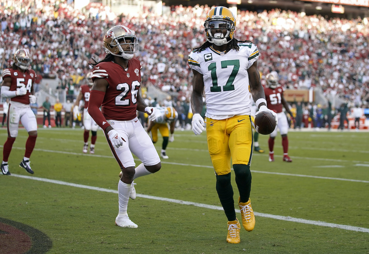 The Green Bay Packers are 5.5-point favorites over the San Francisco 49ers.