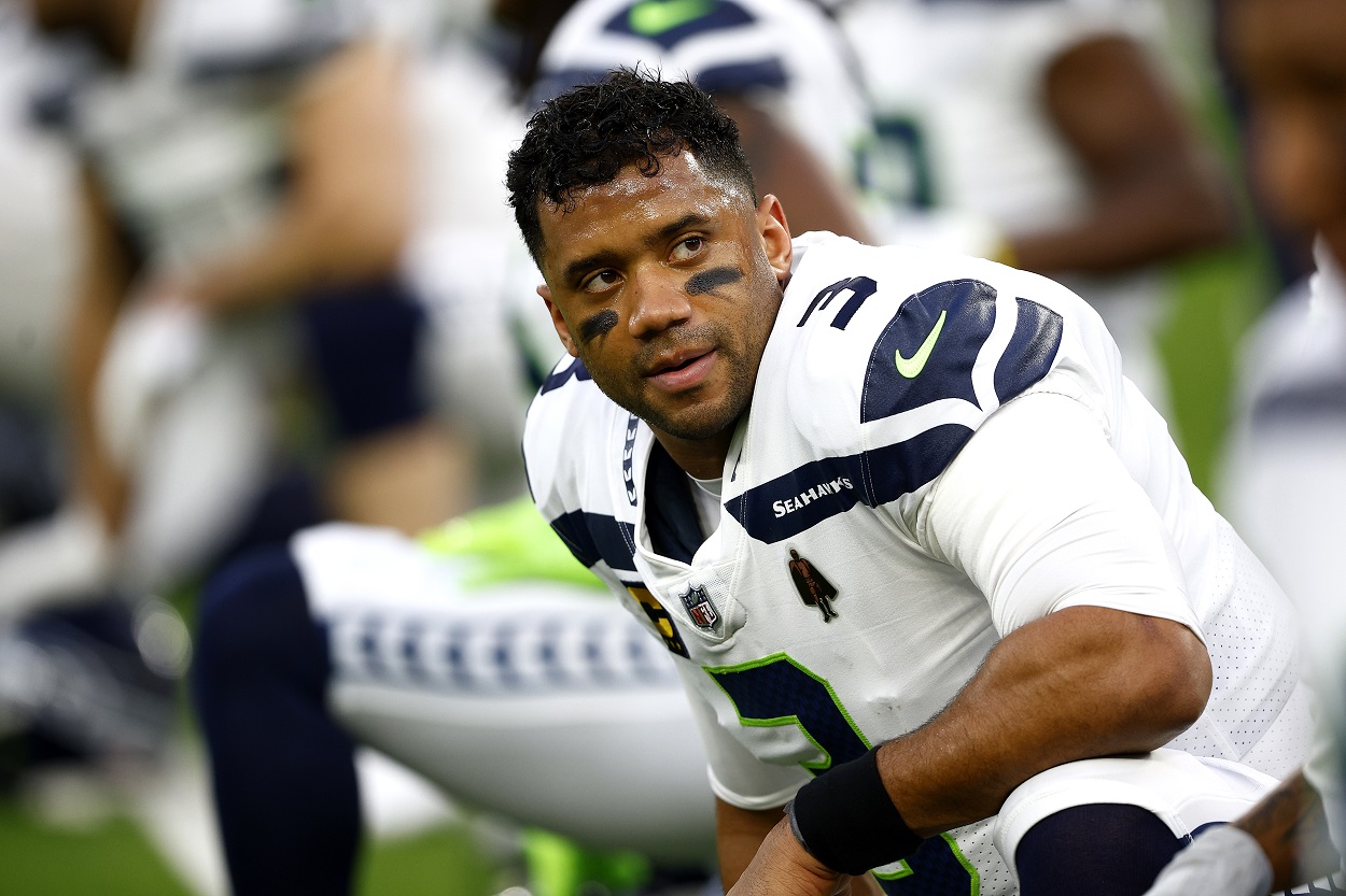 Ian Rapoport’s Latest Russell Wilson Update Makes a Trade the Best Option for Seattle Seahawks