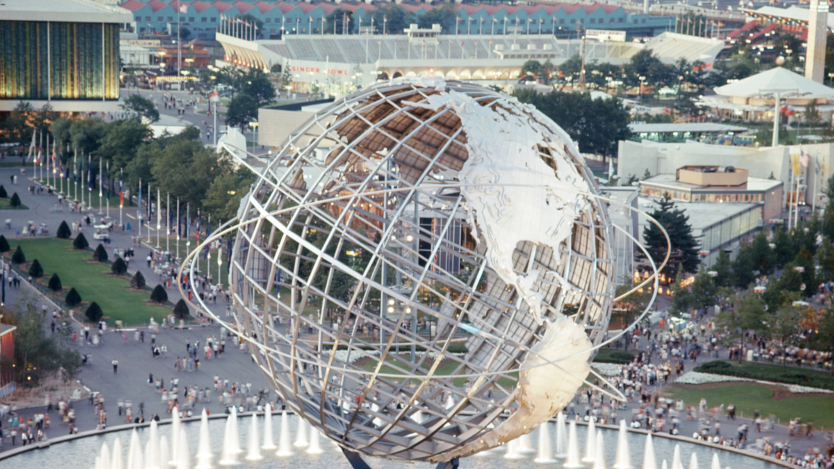 Oscar Robertson organized a benefit game for Martin Luther King Jr. at the site of the 1964 World's Fair in Queens, New York