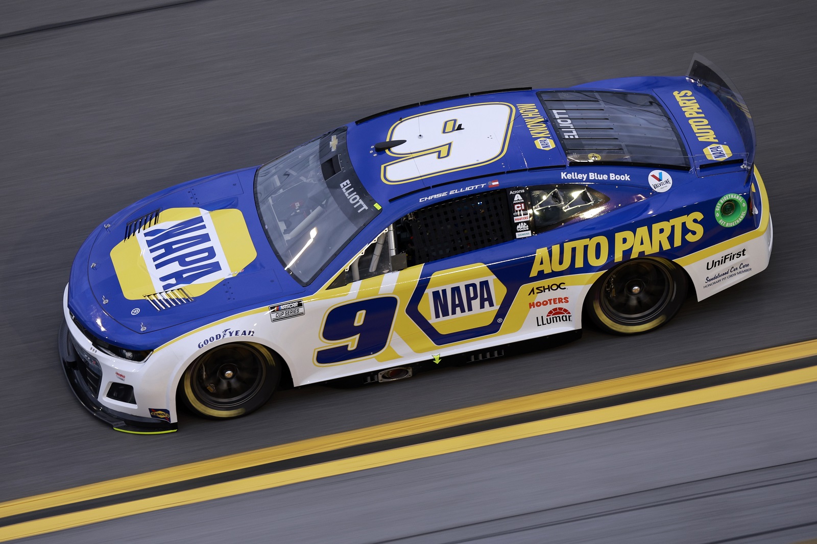 Chase Elliott's No. 9 NAPA Auto Parts Chevrolet is the favorite car of Beau Reddick, the 2-year-old son of NASCAR Cup Series competitor Tyler Reddick. | Jared C. Tilton/Getty Images