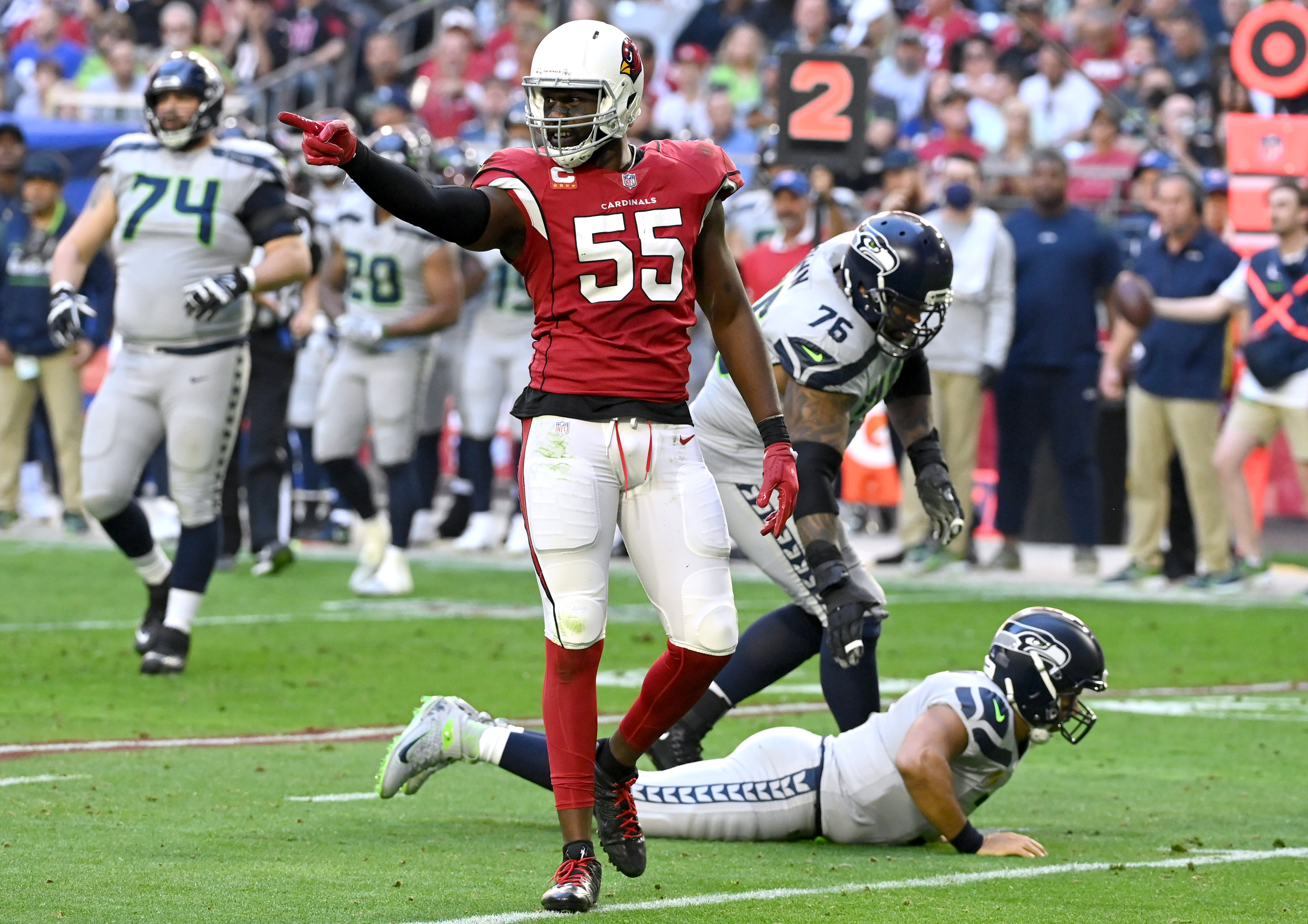 Chandler Jones will be a top free agent target in 2022
