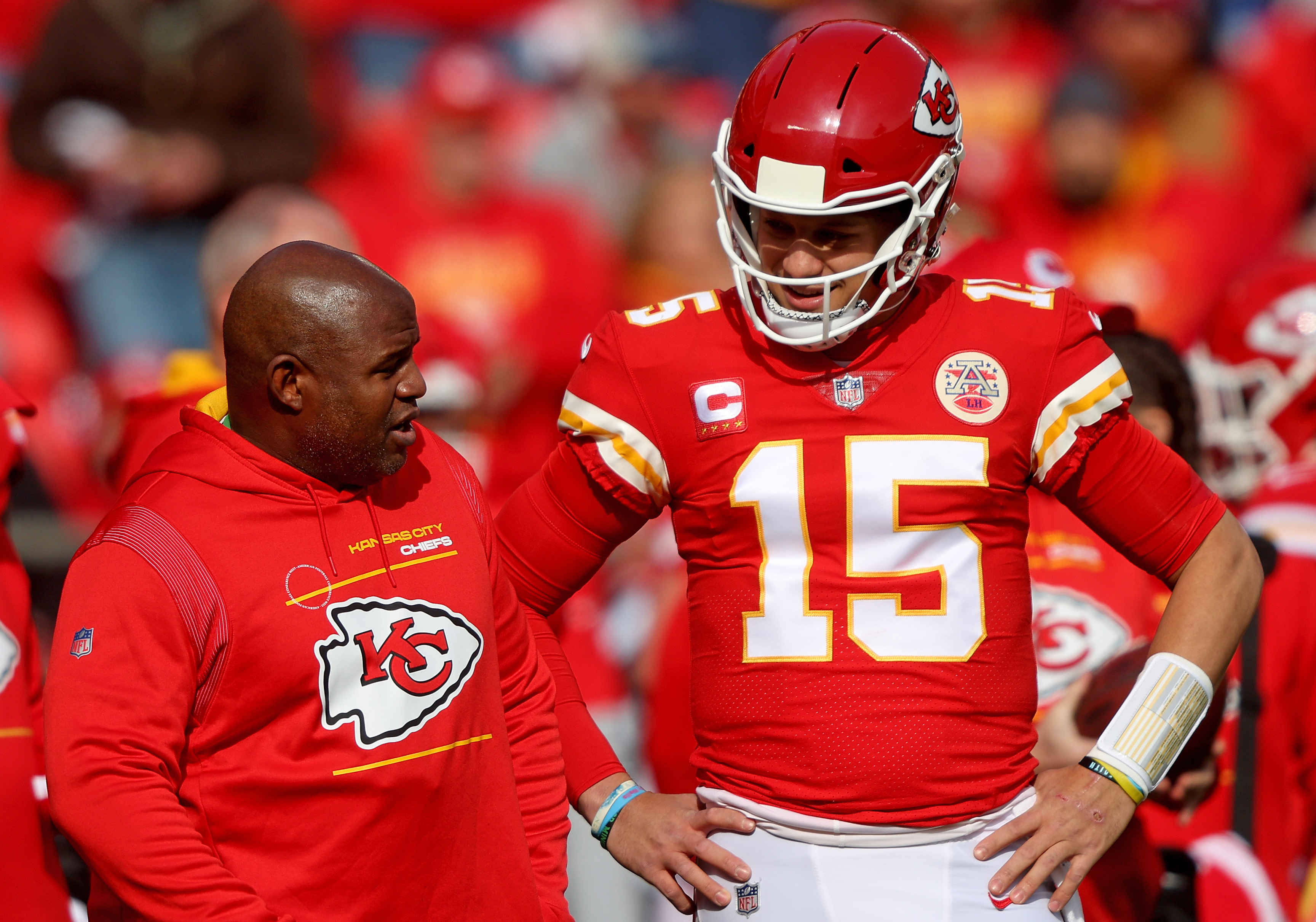 Eric Bieniemy will be back with Patrick Mahomes in 2022