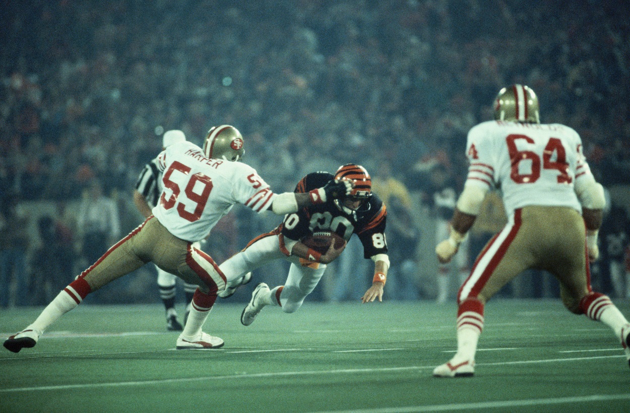 Cris Collinsworth makes a catch in Super Bowl 16