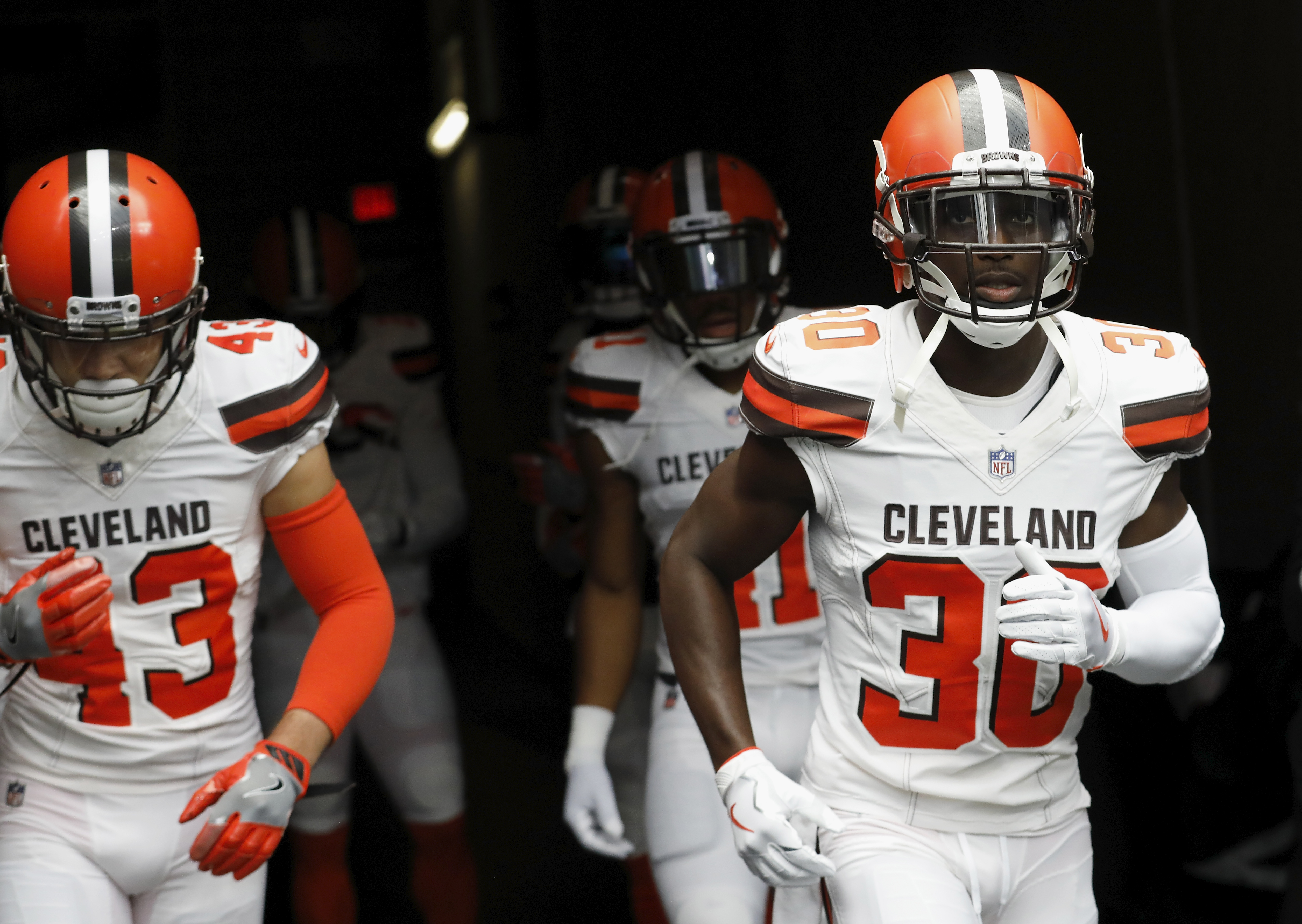 Dolphins safety Jason McCourty playing for the Browns in 2017
