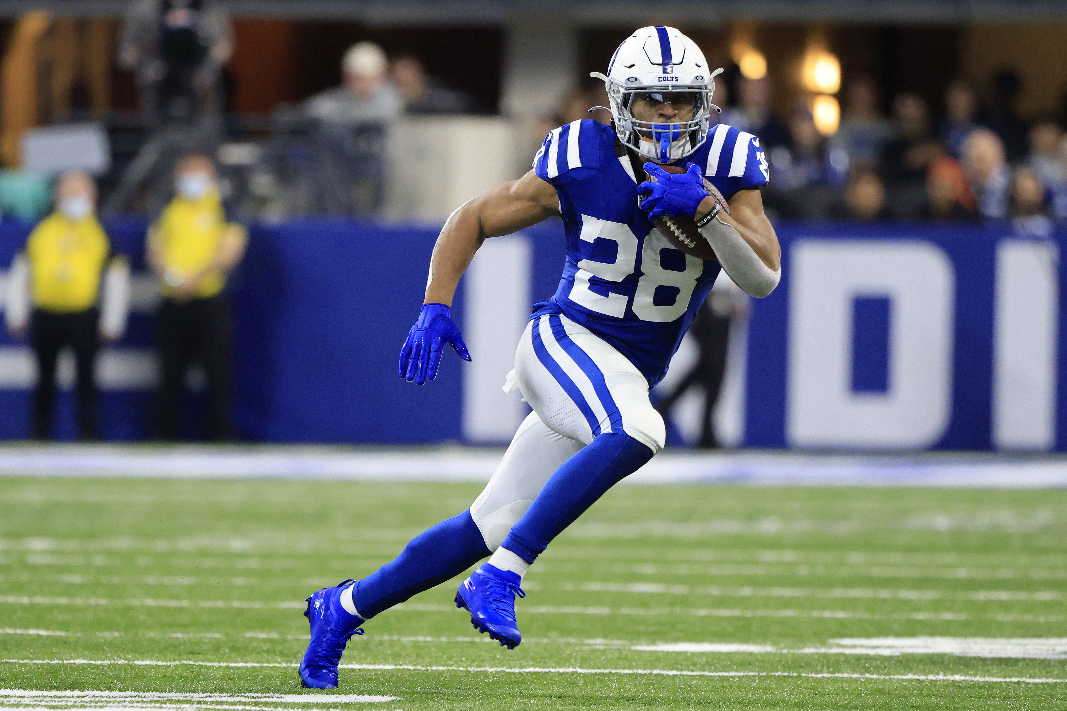 Jonathan Taylor leads lists of seven Colts players to make the 2022 Pro Bowl