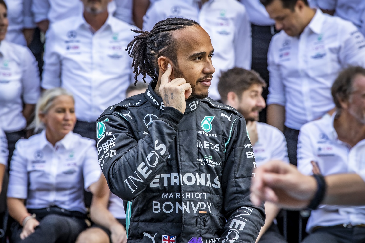 Lewis Hamilton during the Abu Dhabi Grand Prix at Yas Marina Circuit on Dec. 12, 2021. | Cristiano Barni ATPImages/Getty Images