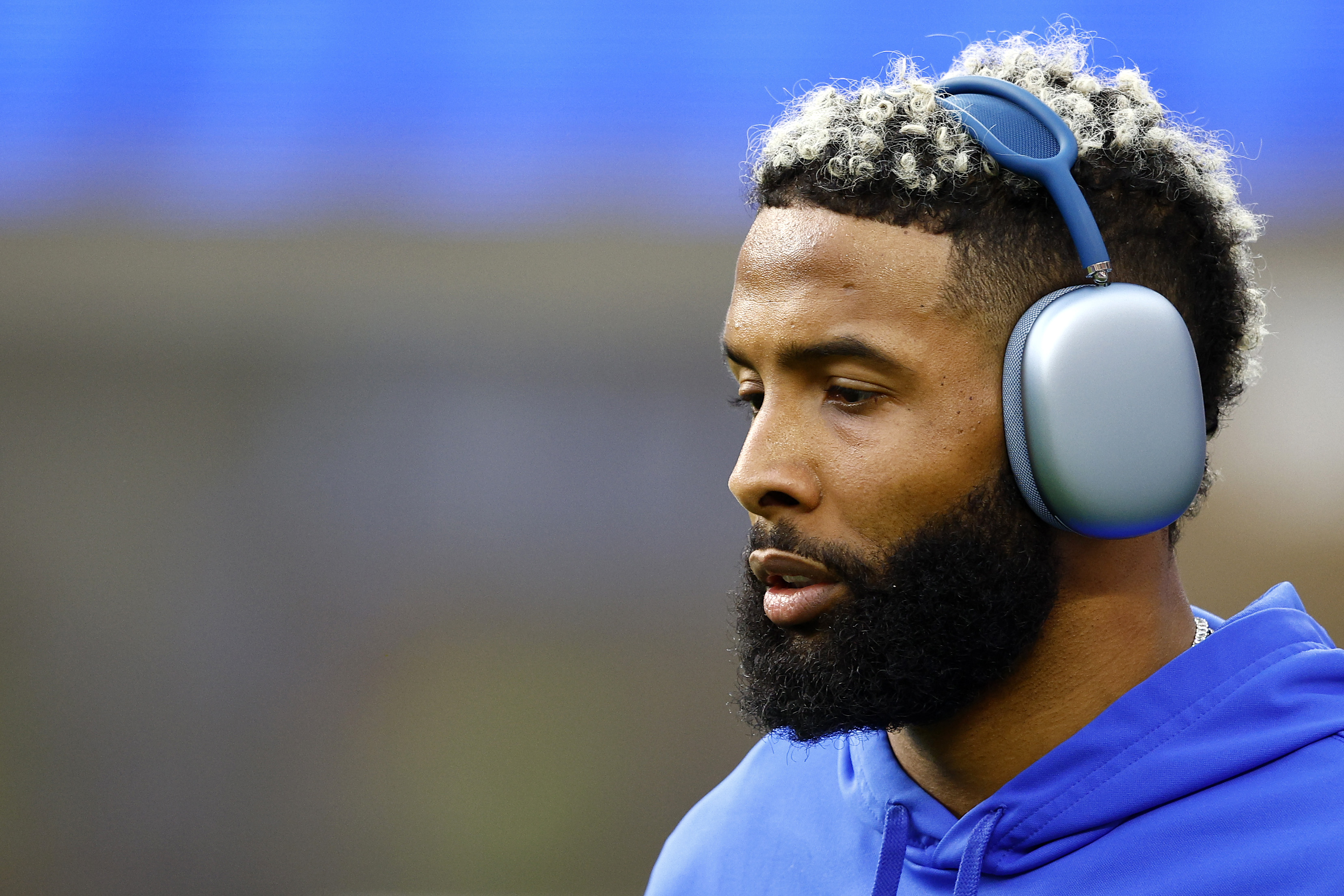 Rams WR Odell Beckham Jr. warms up before clinching Super Bowl berth against the 49ers