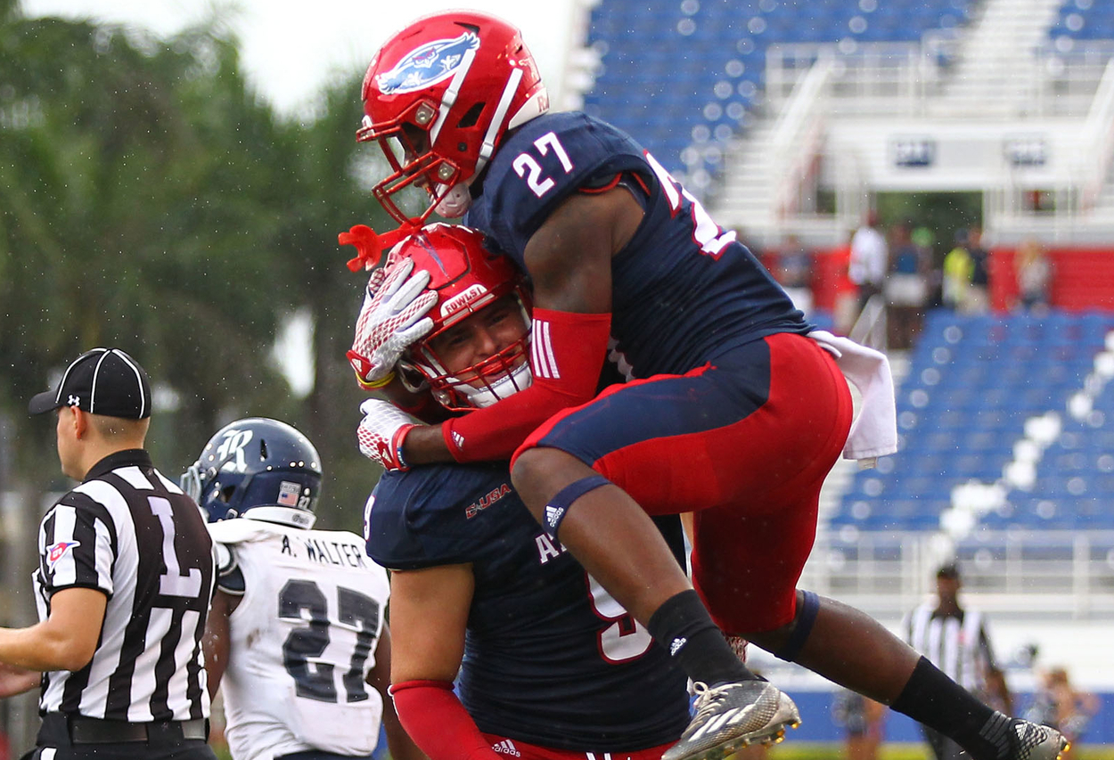 Florida Atlantic defensive end Trey Hendrickson in 2015.
