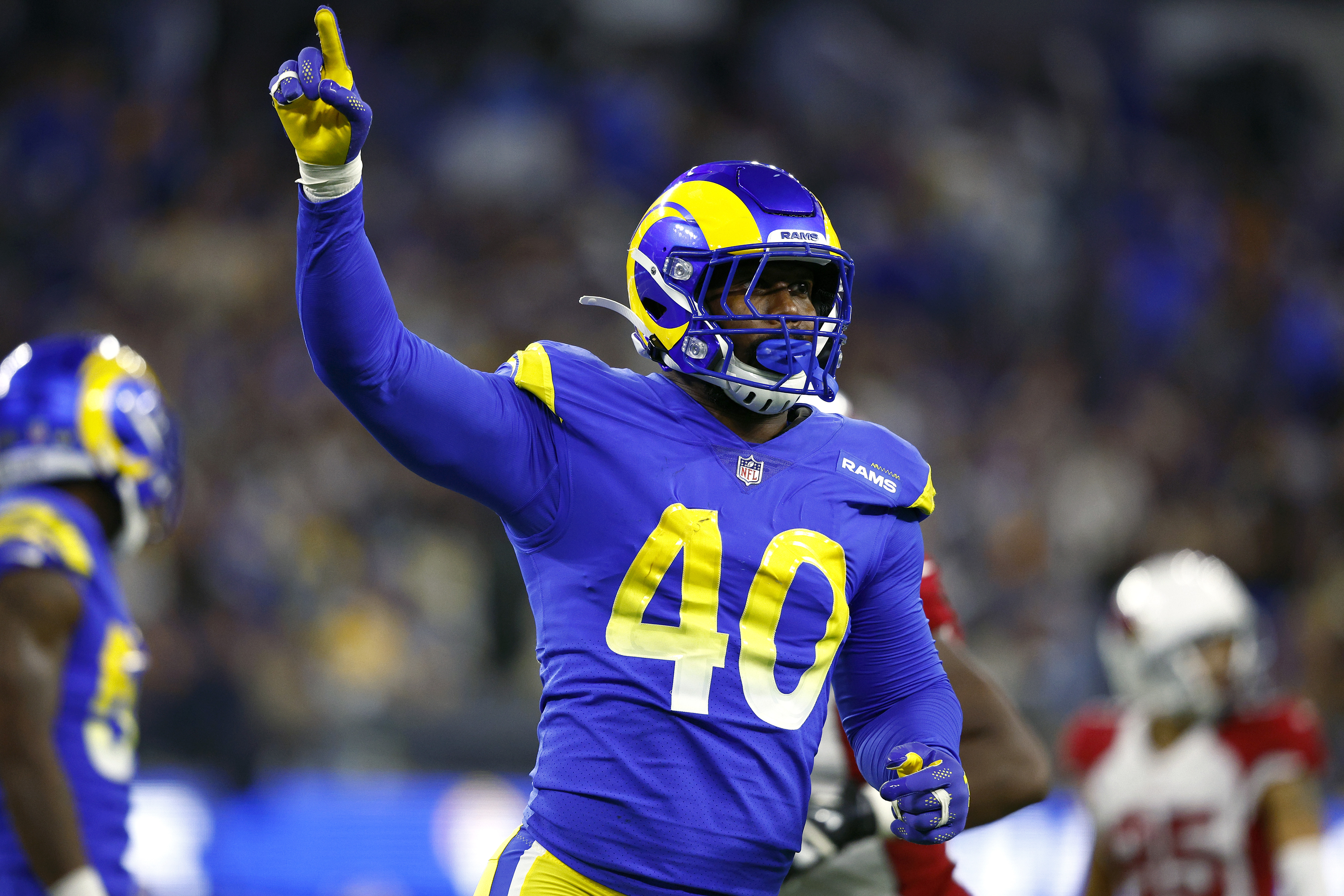 Rams outside linebacker Von Miller becomes available in NFL free agency