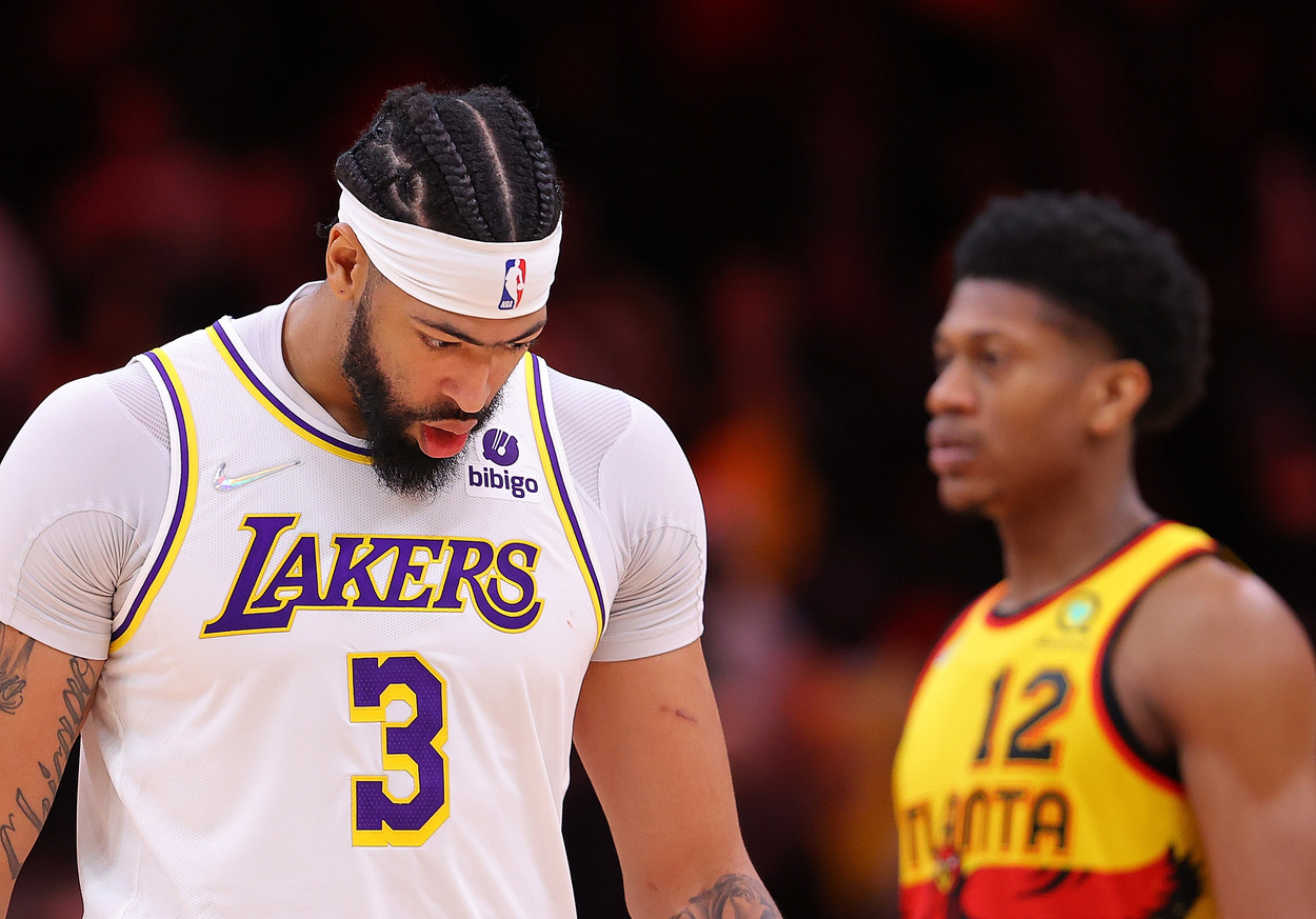Los Angeles Lakers star Anthony Davis looks down on the court.
