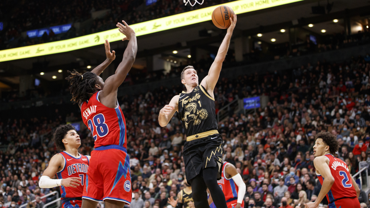 The Milwaukee Bucks reportedly will make an aggressive run at veteran guard Goran Dragić once he hits the NBA buyout market.