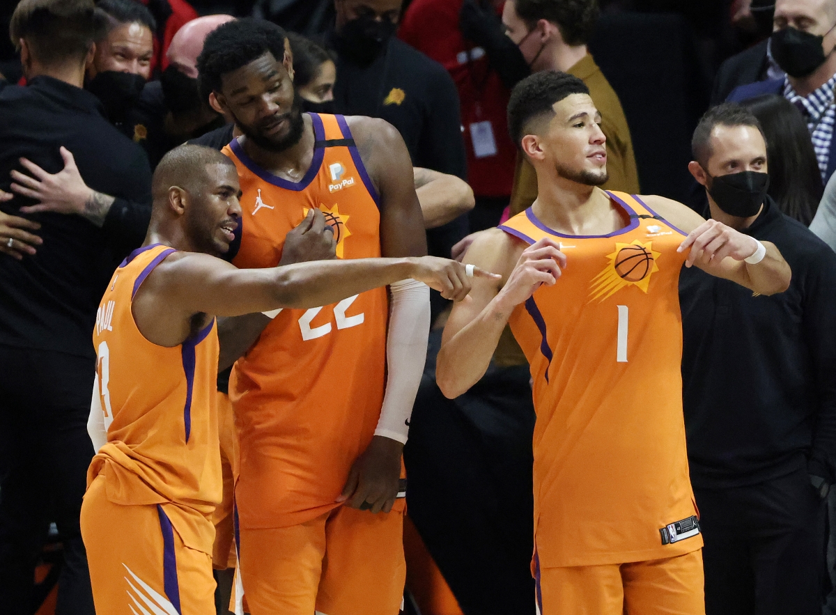 The Phoenix Suns sent a message to the NBA by standing pat with its roster at the NBA trade deadline.