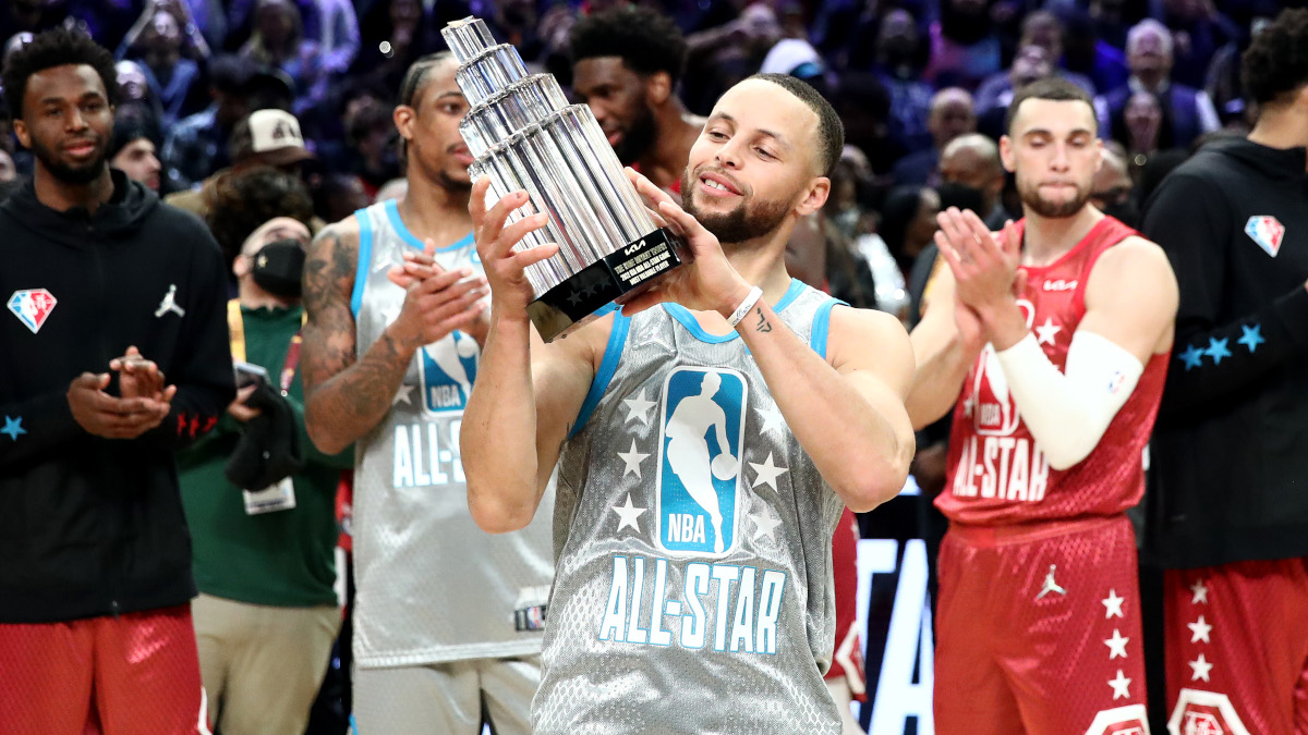 With an historic performance from three-point range at the All-Star Game, Stephen Curry sent a message to the rest of the NBA for the second half of the season.