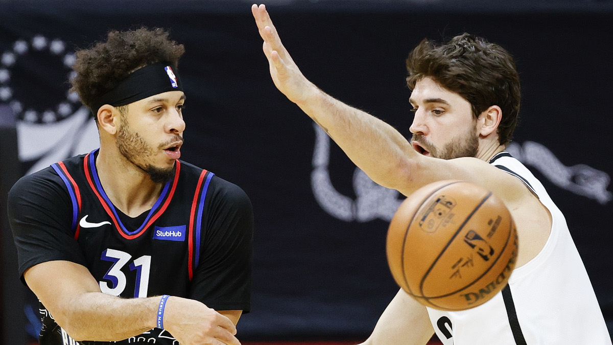 The Joe Harris injury delays the pairing of the top two active three-point shooters in the NBA now that Seth Curry has joined the Brooklyn Nets.
