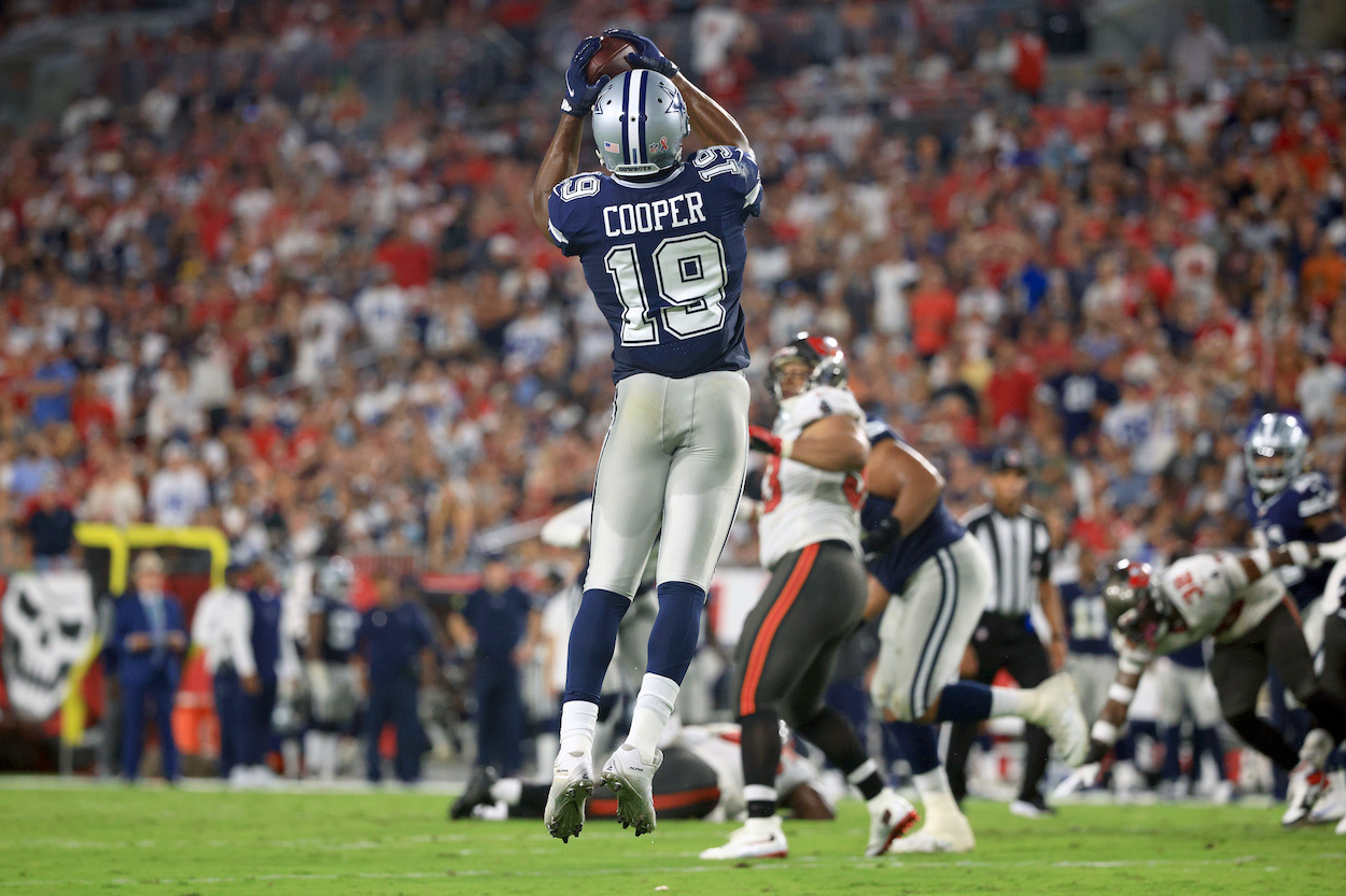 Cowboys News: Amari Cooper Continues to Catch Strays From Dallas Front Office