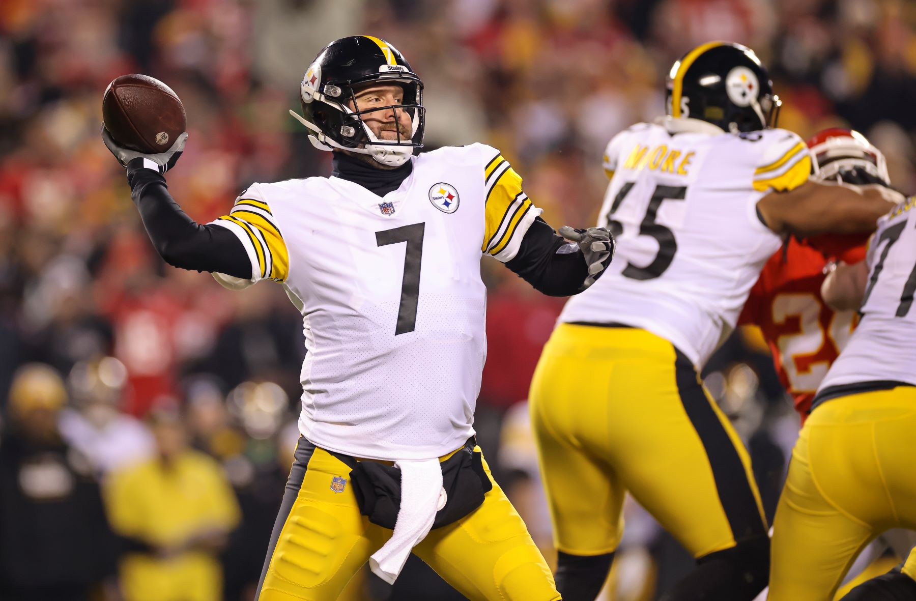 Quarterback Ben Roethlisberger as #7 on the Pittsburgh Steelers NFL team during a playoff game against the Kansas City Chiefs