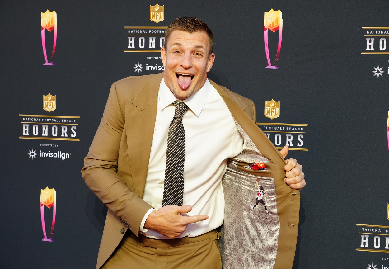 Could Rob Gronkowski end his NFL career with the Bills?