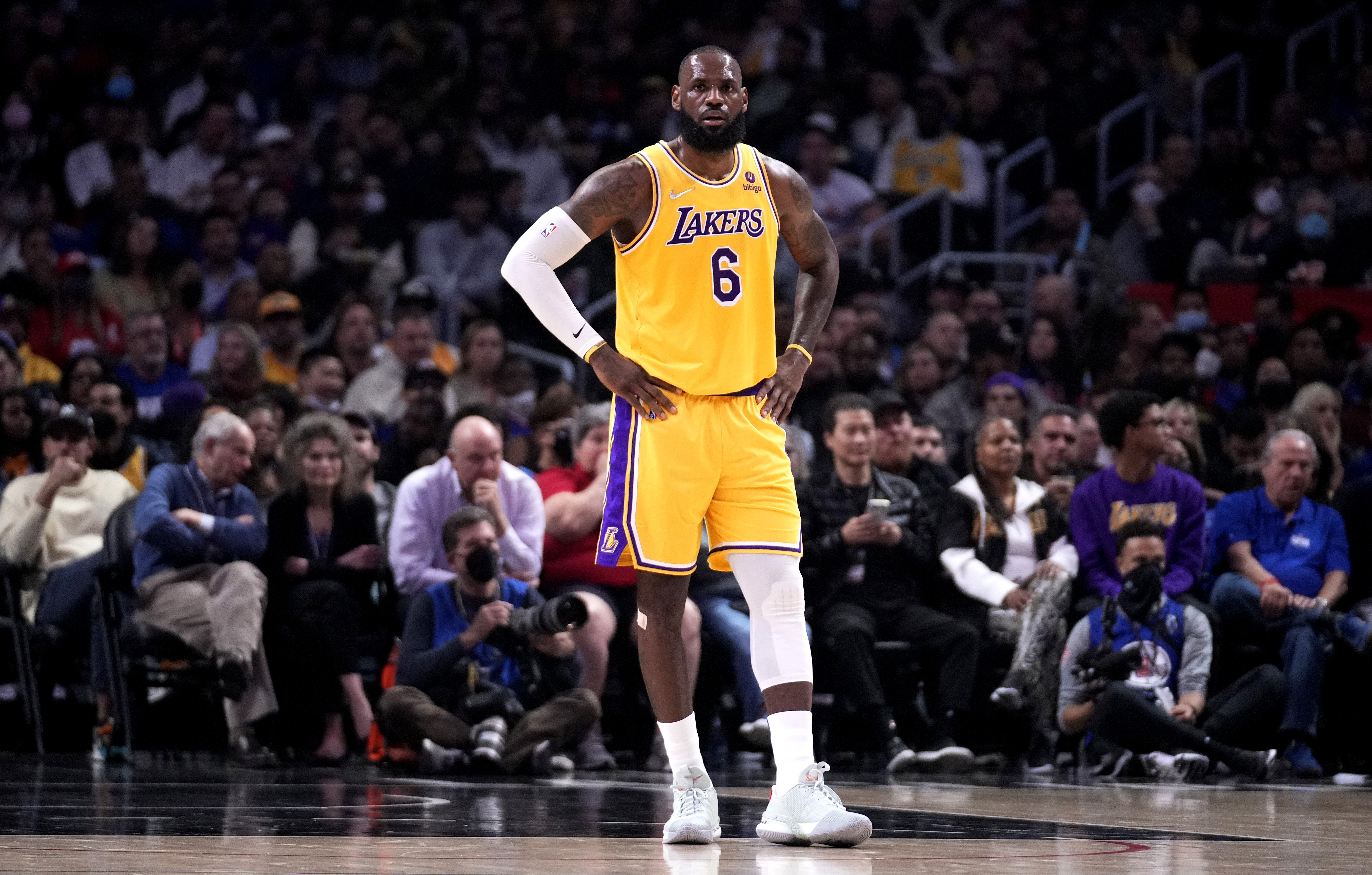 Los Angeles Lakers forward LeBron James waits for play to resume during a game agianst the Los Angeles Clippers.
