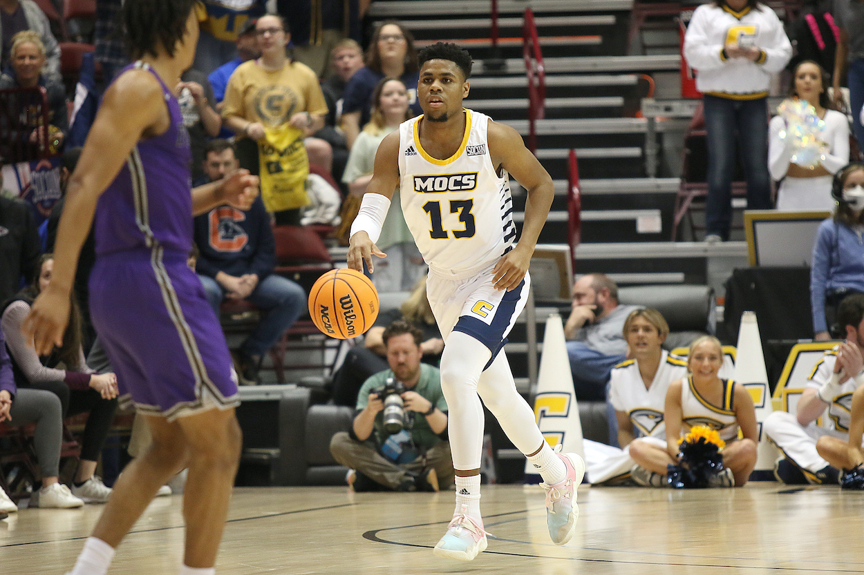 Malachi Smith dribbles for Chattanooga.