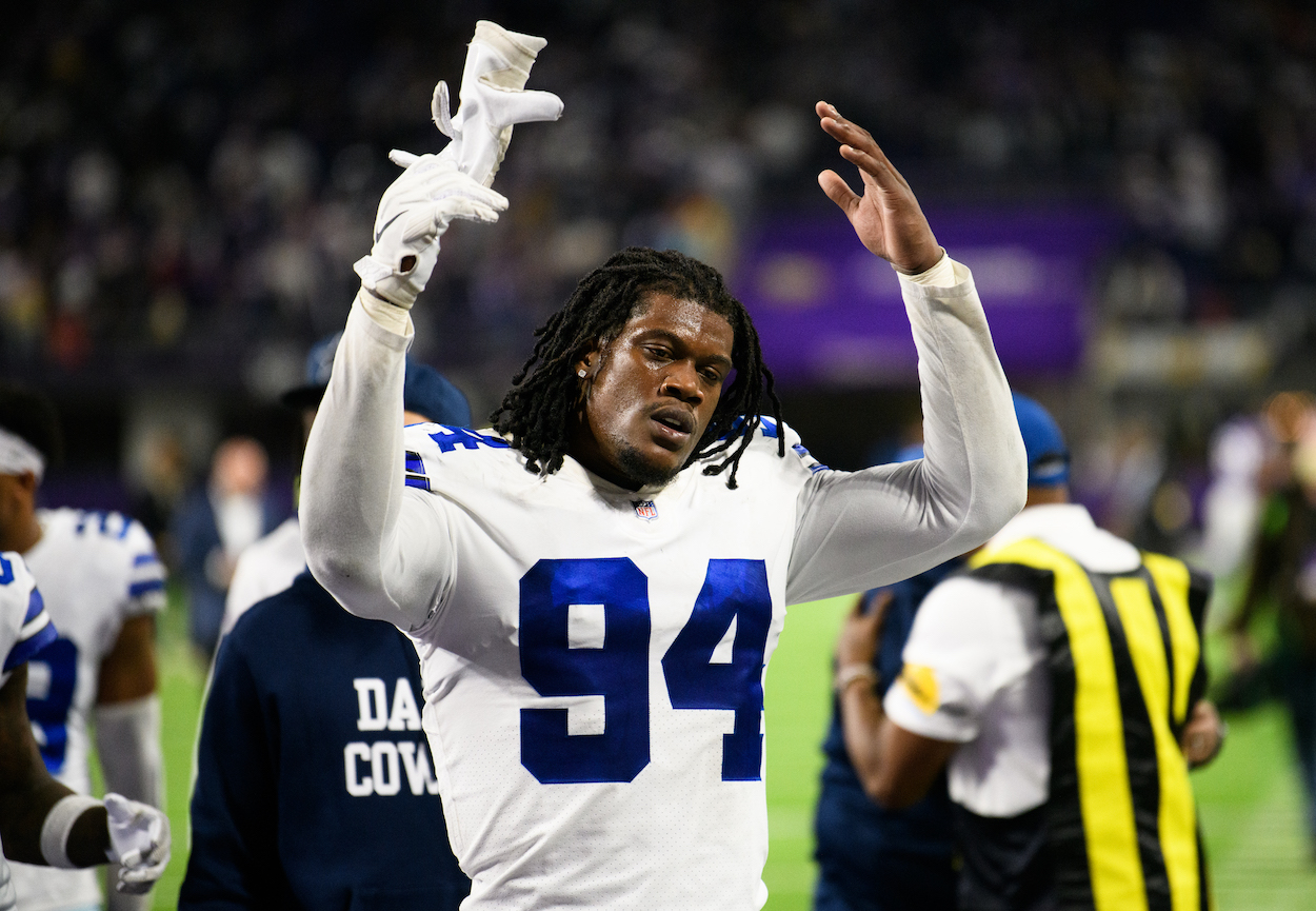 Randy Gregory Calls Out Jerry Jones and Cowboys Fan Base On His Way Out the Door