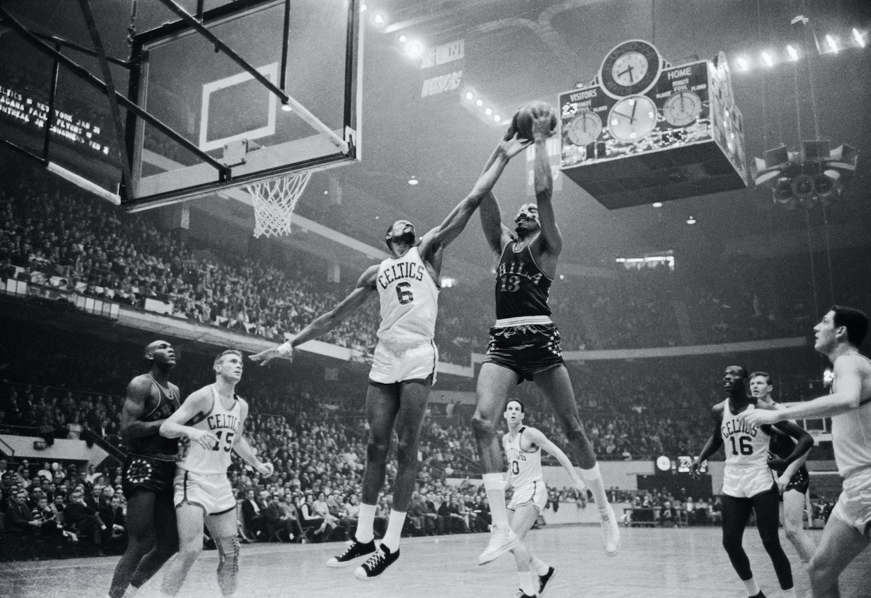 Bill Russell Would Let Wilt Chamberlain Score so He Could Pad His Stats