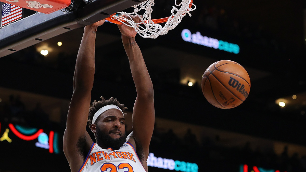 New York Knicks center Mitchell Robinson sounded off on social media about the perceived limitations of his game.