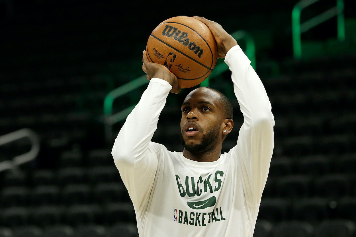 Milwaukee Bucks: Why Isn't Khris Middleton Playing and When Will He