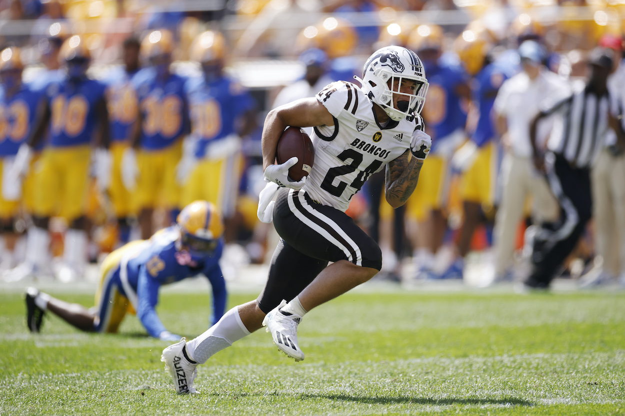 Western Michigan Broncos wide receiver Skyy Moore runs the ball into the end zone in 2021. Moore is a New York Giants second-round pick in a mock NFL draft.