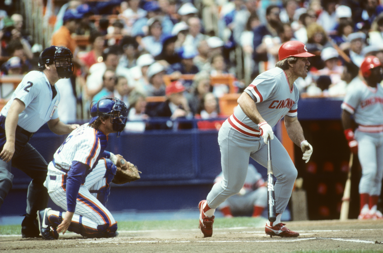 Pete Rose at bat for the Cincinnati Reds.