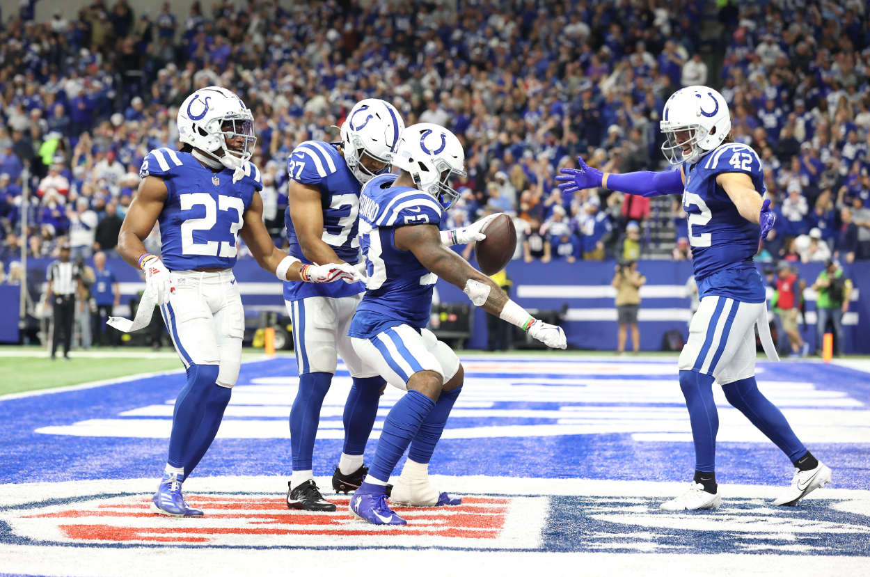Darius Leonard and members of the Indianapolis Colts defense in 2021.