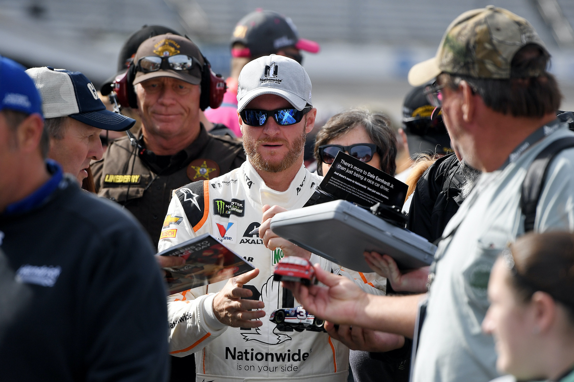 Dale Earnhardt Jr. Bluntly Admits There’s 1 Specific Type of Autograph Seeker He Tries to Avoid Because They Make Him Uncomfortable
