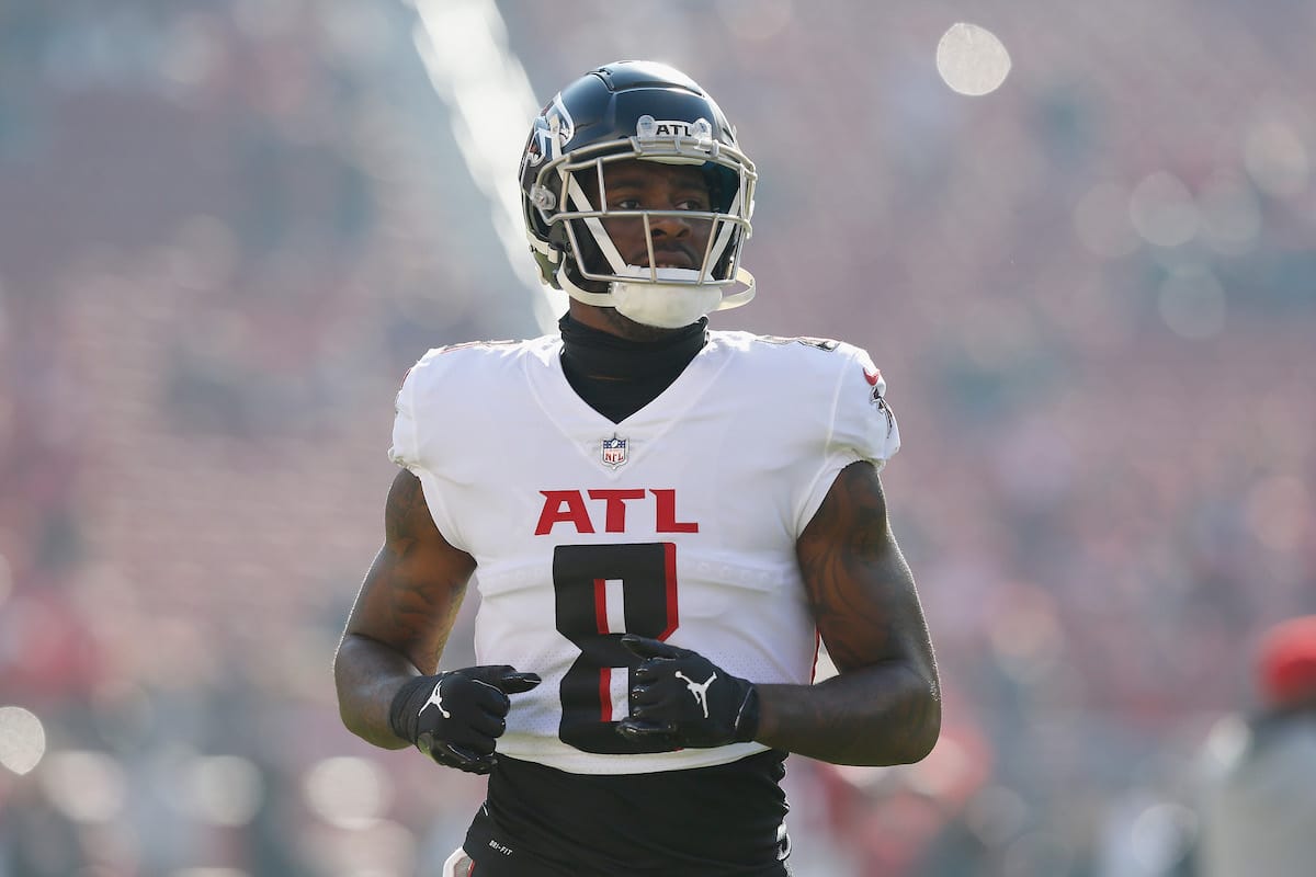 Kyle Pitts takes the field for the Atlanta Falcons