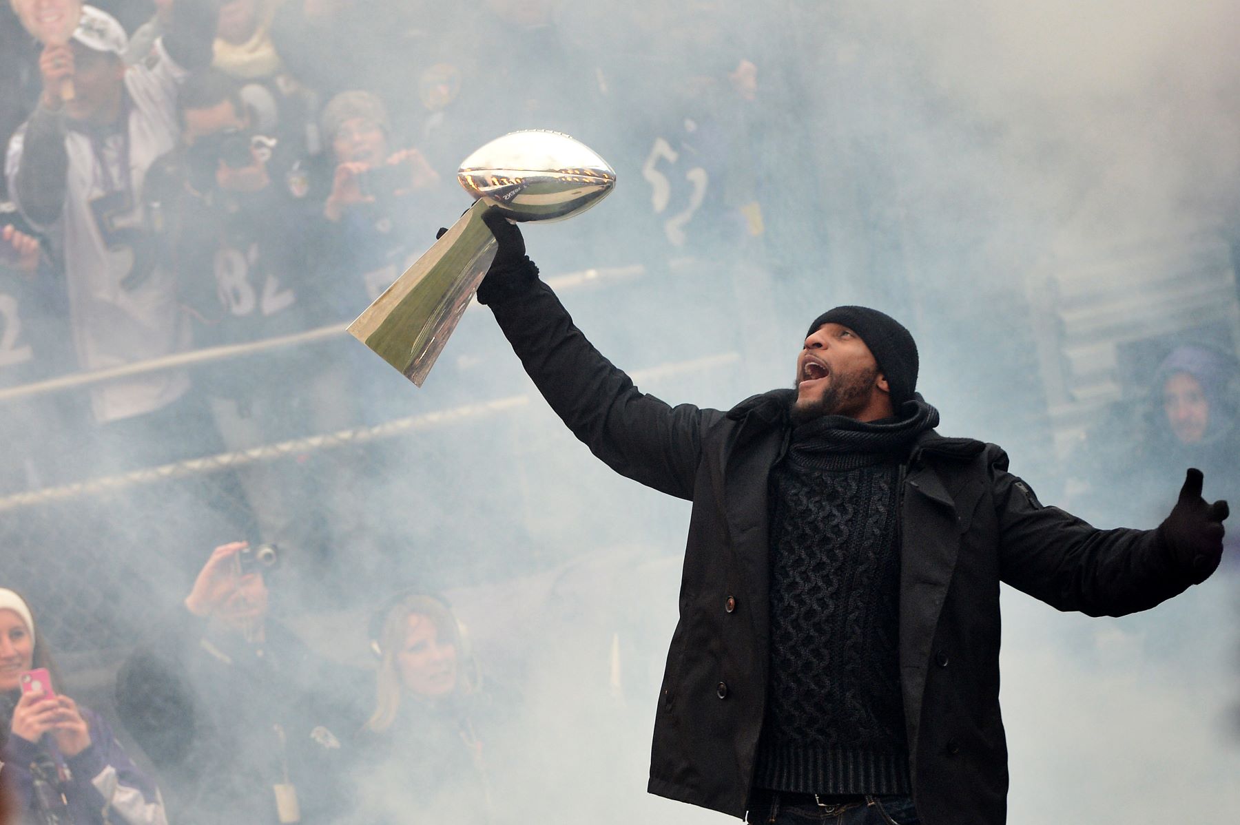 Baltimore Ravens linebacker #52 Ray Lewis holding the Vince Lombardi Trophy after winning Super Bowl XLVII