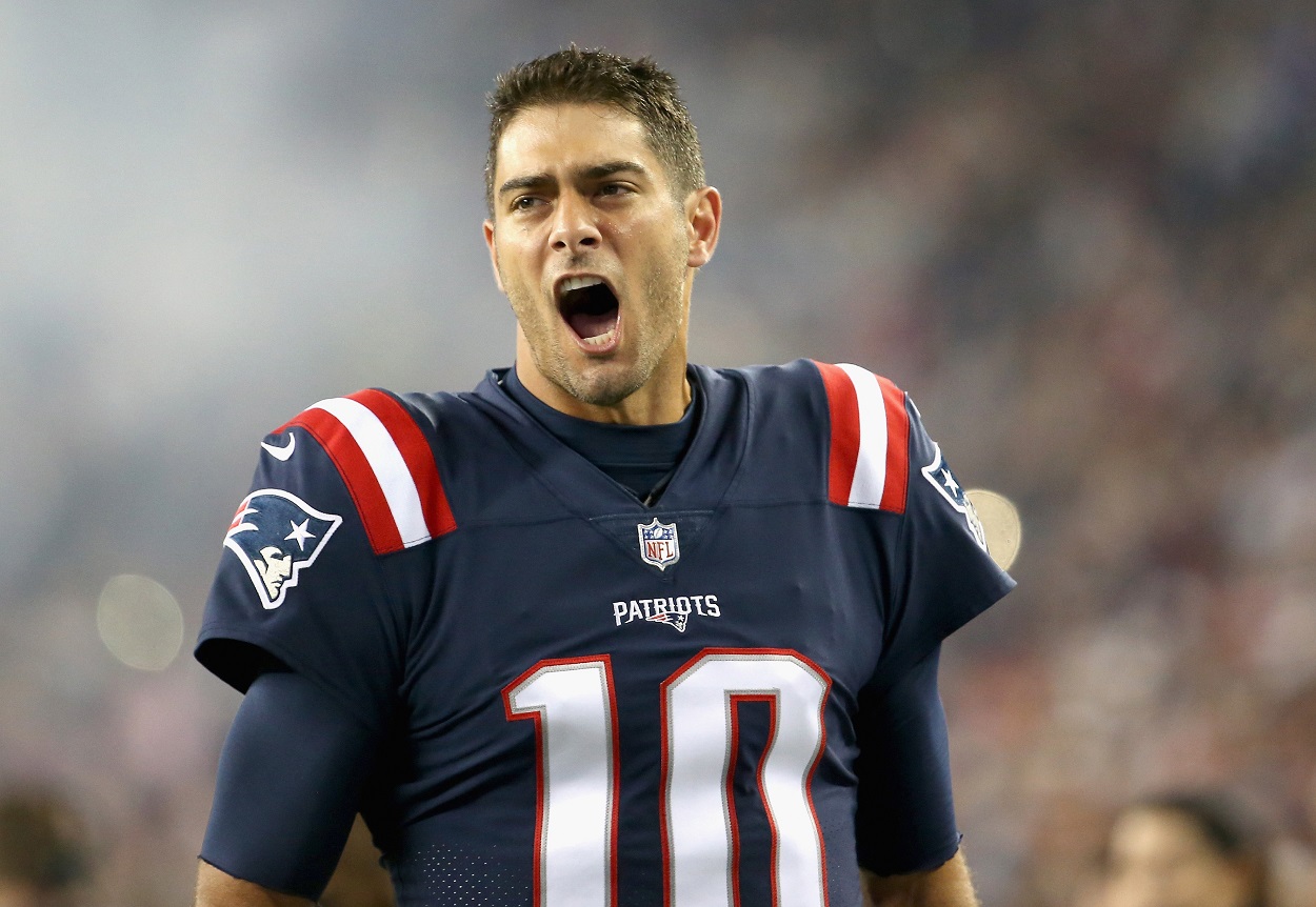 Jimmy Garoppolo ahead of a Patriots-Falcons matchup in October 2017