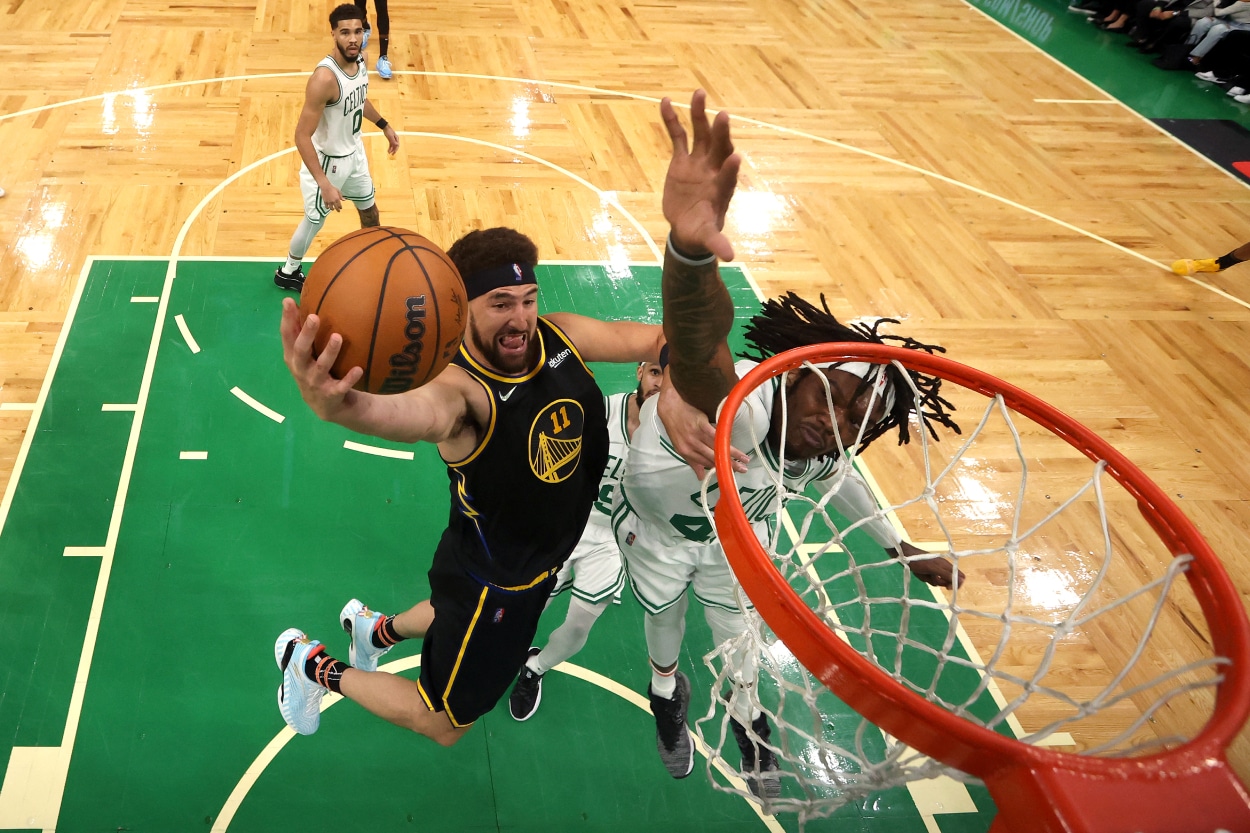 Klay Thompson of the Golden State Warriors drives to the basket.