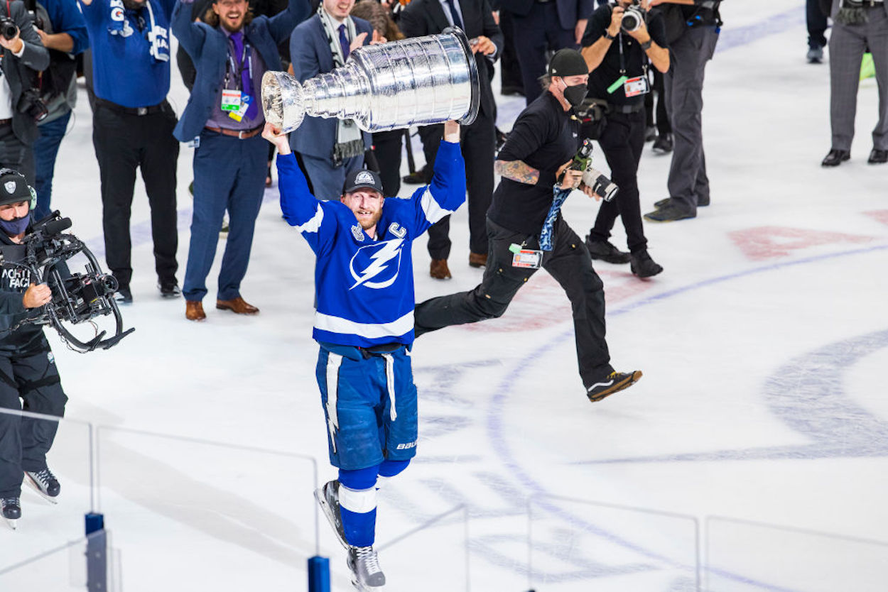 Tampa Bay Lightning captain Steven Stamkos lifts the Stanley Cup.