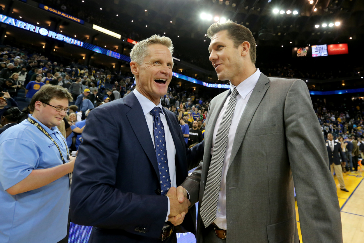 Former Golden State Warriors and current Cleveland Cavaliers assistant Luke Walton with Steve Kerr.