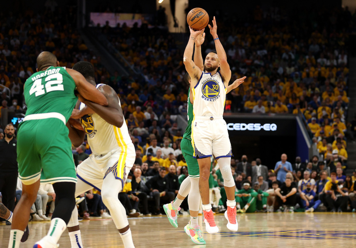 How to watch Game 3 of the 2022 NBA Finals between the Golden State Warriors and Boston Celtics with Stephen Curry shooting