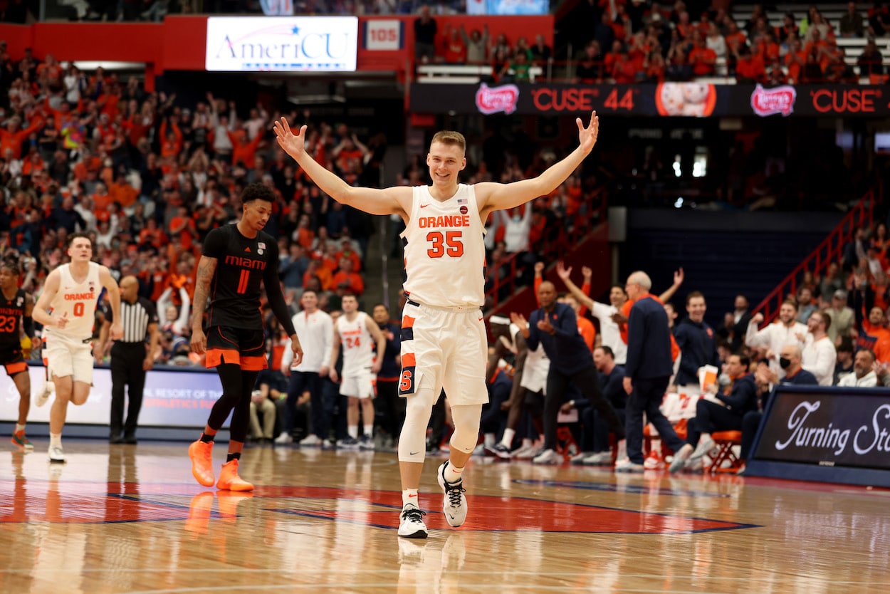 Buddy Boeheim of the Syracuse Orange just signed an NBA contract with the Detroit Pistons.