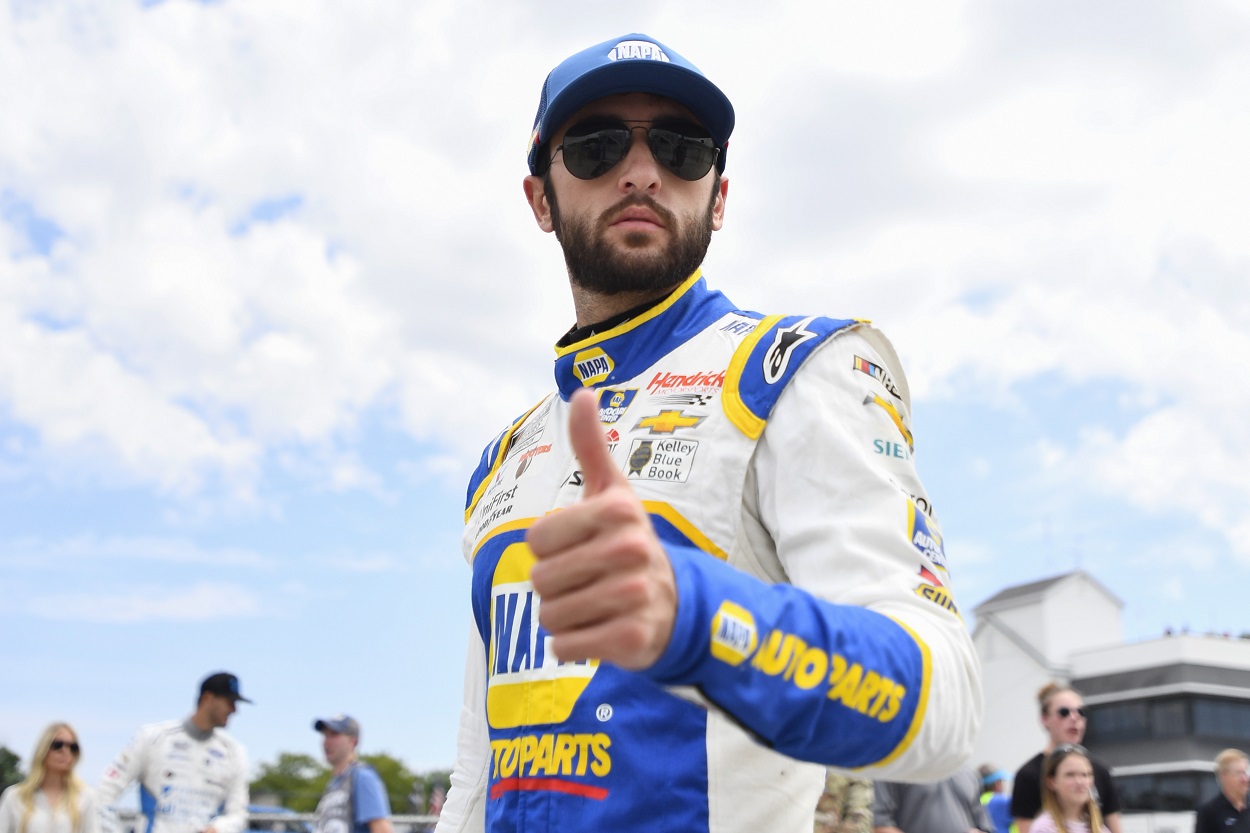 Chase Elliott Hitting a Stride Similar to What Kyle Larson Did a Year Ago on the Way to Winning the NASCAR Cup Series Title