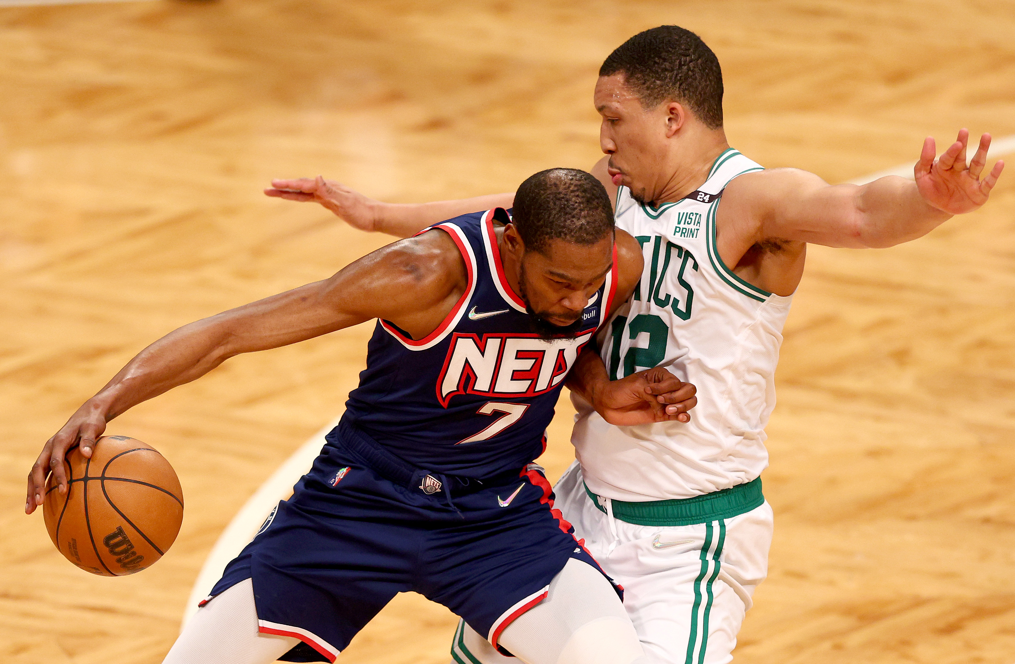 Boston Celtics: Kevin Durant Isn't Worth Breaking Up a Good Thing