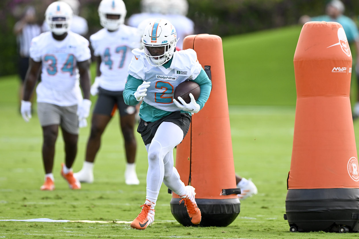 Running back Chase Edmonds (pictured) is one of the players involved in a Miami Dolphins training camp battle in 2022.