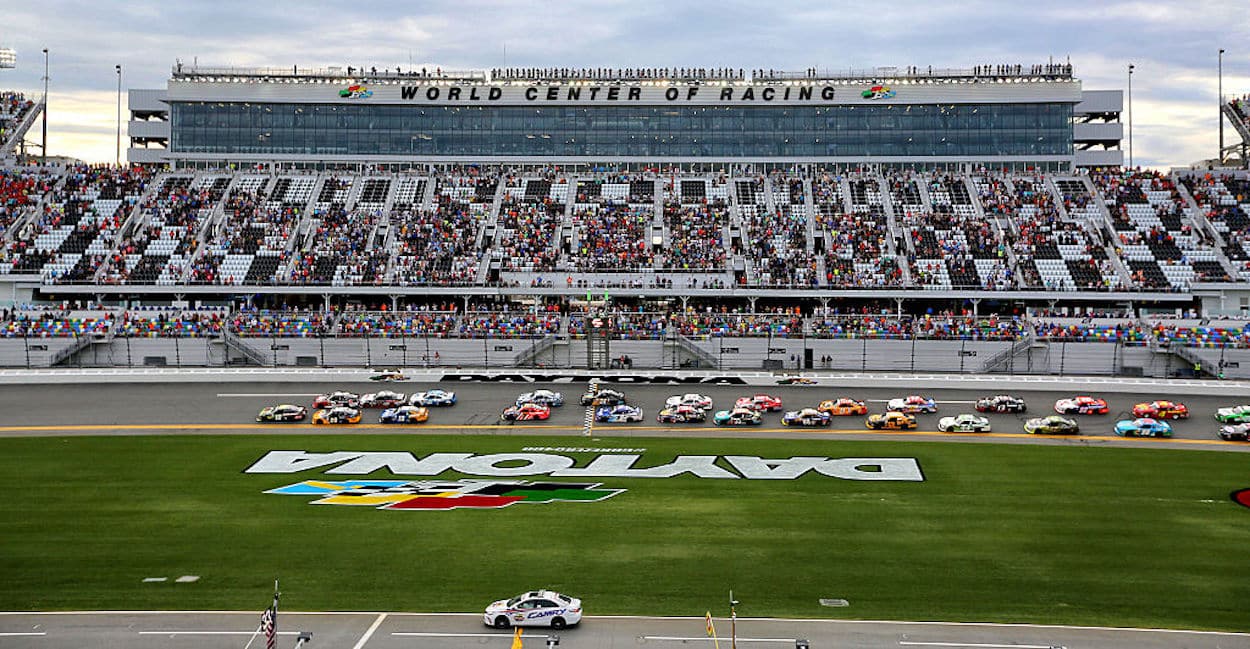 The beginning of the Firecracker 250 at Daytona International Speedway in 2016.