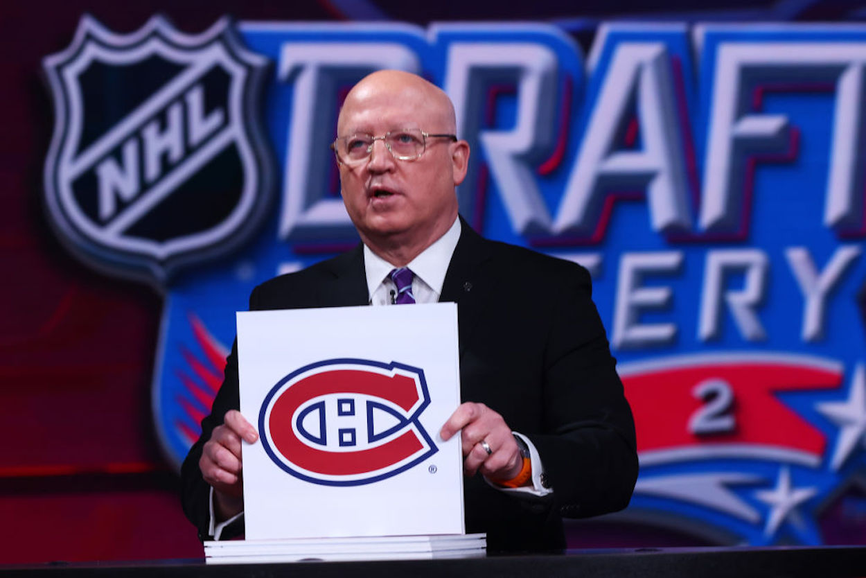 Bill Daly announces that the Montreal Canadiens will have the first overall pick of the 2022 NHL draft.