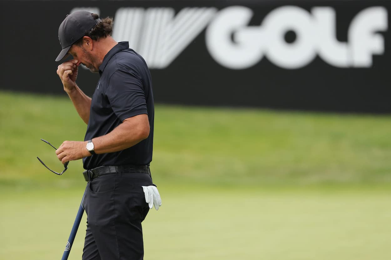 Phil Mickelson Continues to Embarrass Himself on the Course, Now +20 in