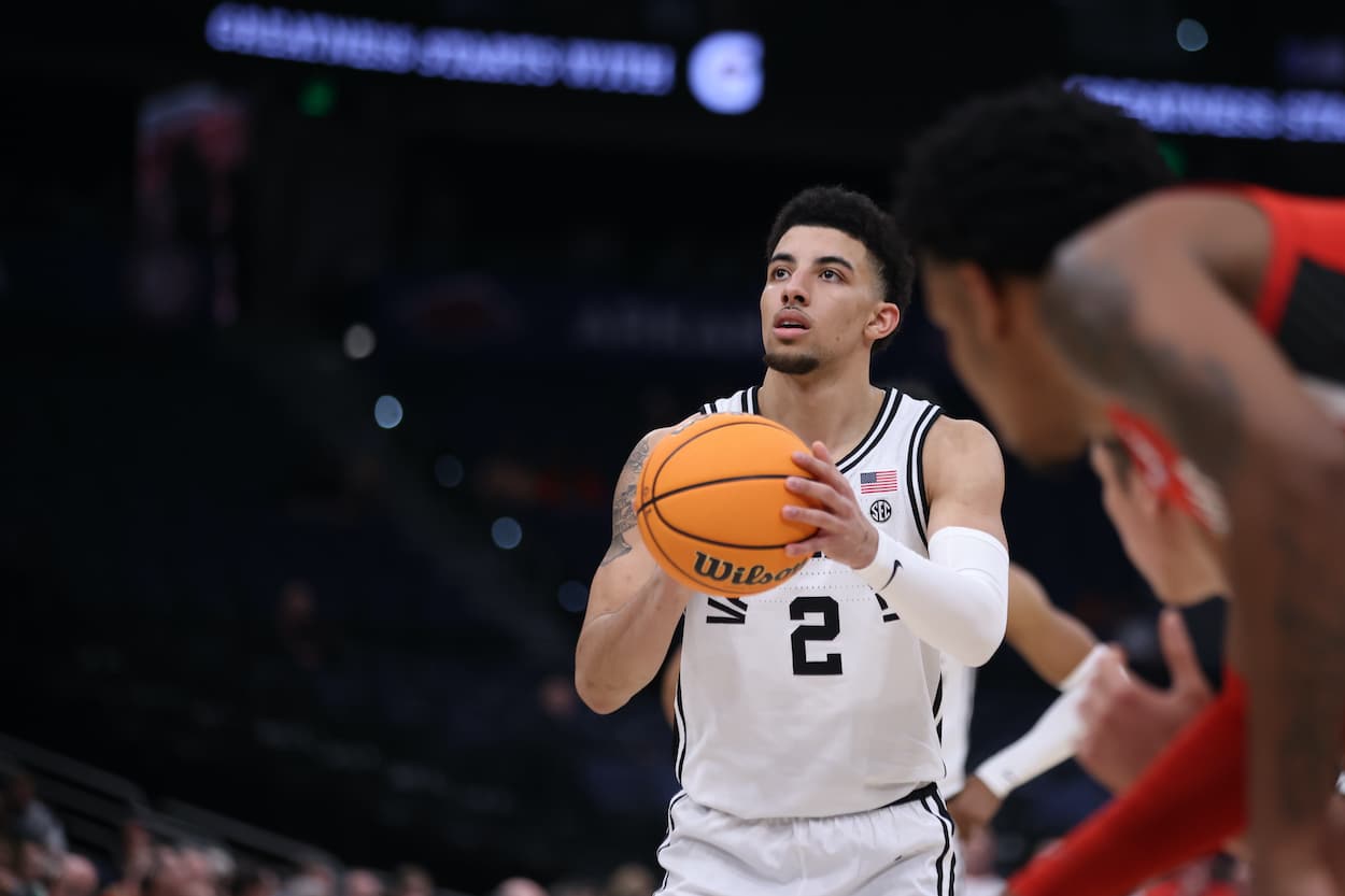 Scotty Pippen Jr. attempts a free throw.