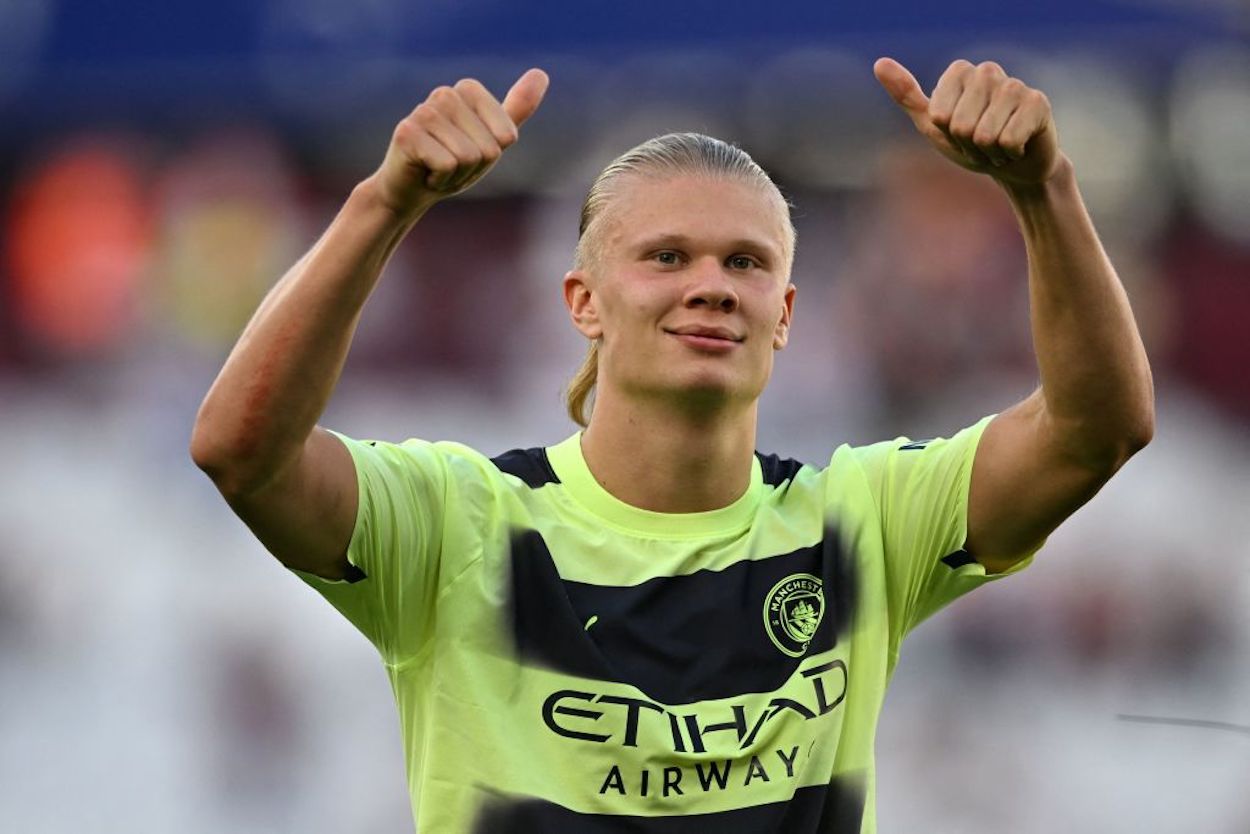 Manchester City striker Erling Haaland gives a thumbs up during his Premier League debut